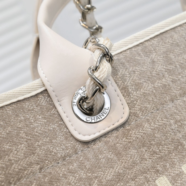 シャネルバッグ角部分ディテール